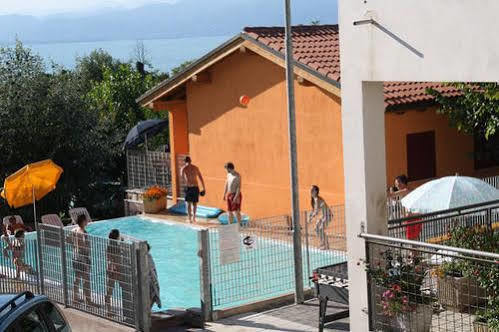 Borgo Blu Poggio Aparthotel Lazise Exteriör bild
