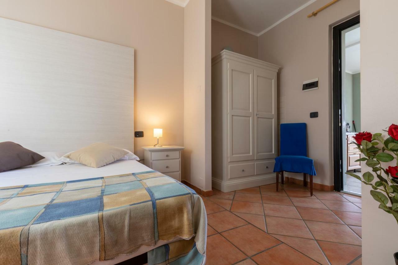 Borgo Blu Poggio Aparthotel Lazise Exteriör bild