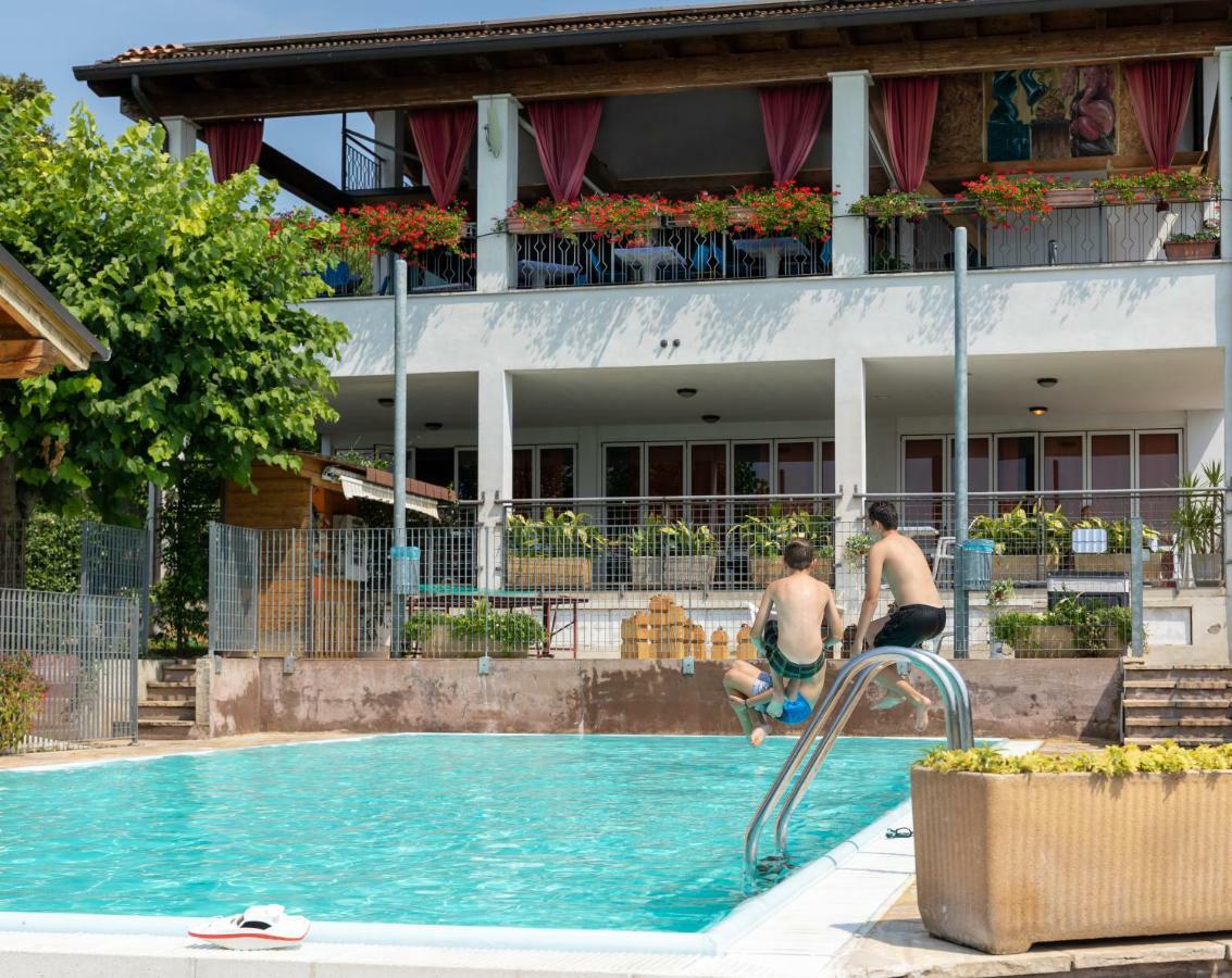 Borgo Blu Poggio Aparthotel Lazise Exteriör bild
